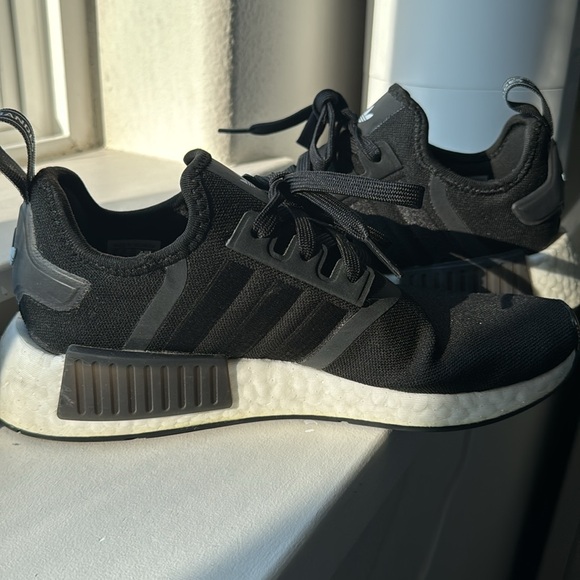 Adidas NMD size 7 - Picture 2 of 6